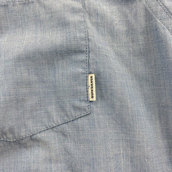 QUIKSILVER Shirt Men XXL Blue Button Down Modern Fit Casual Pocket Poly Cotton - Picture 3 of 10